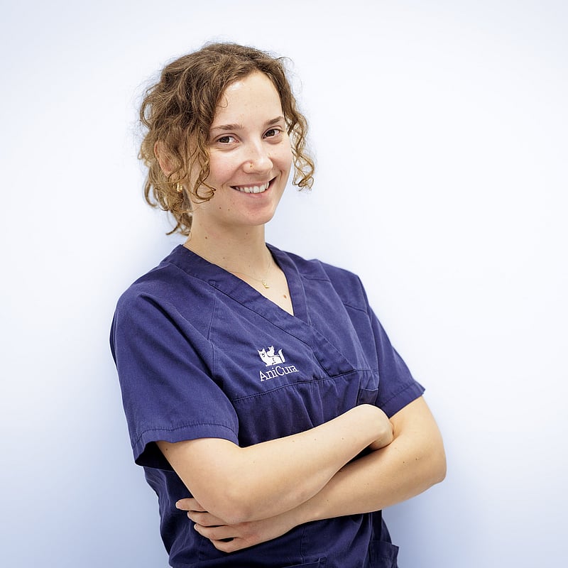 Foto von Mag. Sarah Pross, Tierärztin